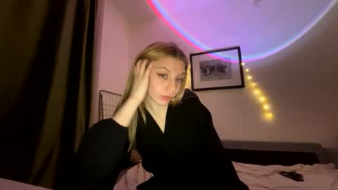 franny_fresh online show from March 16, 5:28 pm