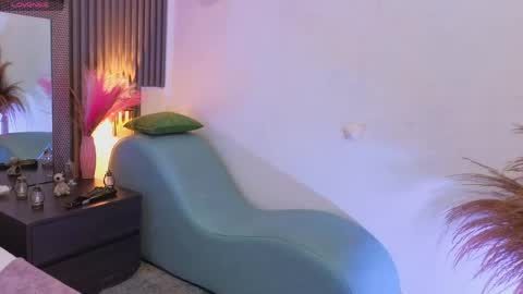 Fransheska online show from June 2, 11:34 am