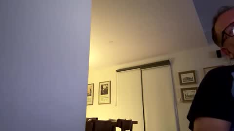 franzmontyhe online show from September 25, 2:13 pm