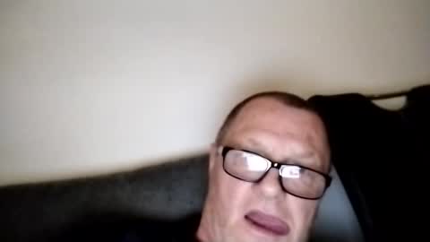 Wolfi online show from March 5, 10:22 am