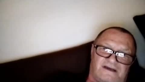 Wolfi online show from September 20, 7:00 am