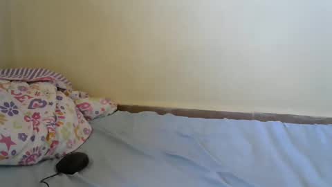 freaky_dolly online show from March 1, 4:47 am