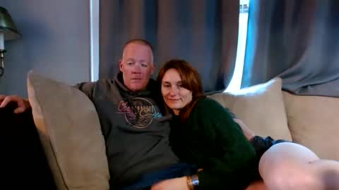 Freckle Freaks online show from November 17, 9:06 pm