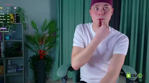 Fred online show from April 21, 5:09 pm