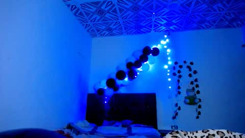 freddy romans online show from December 1, 5:00 pm