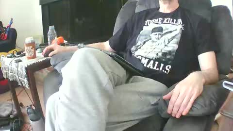 fredjohnson2112 online show from March 29, 5:36 pm