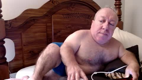 Cute Lil Man online show from January 17, 5:06 am