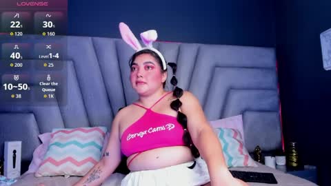 frehia online show from March 31, 9:48 pm