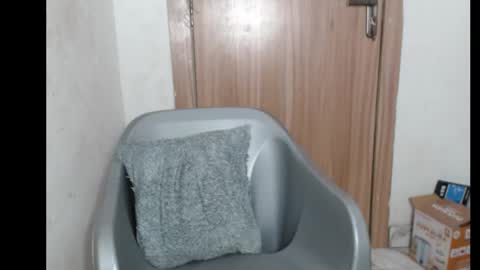 frekkymorelle online show from October 22, 6:27 am