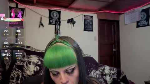 freyaa_sorceress online show from February 12, 5:55 am