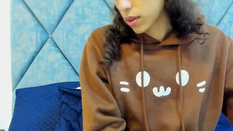 FreyaMoller  online show from January 19, 1:32 pm