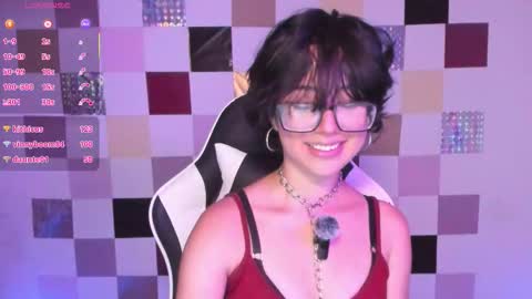 frida_lassi_ online show from March 24, 10:16 pm