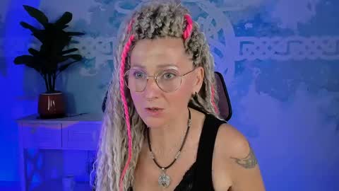 Frida Tander online show from May 23, 5:14 am