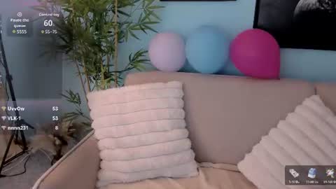 friend_zone_ online show from July 26, 3:31 pm