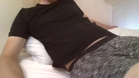 friendly_frank_18 online show from July 14, 11:43 pm