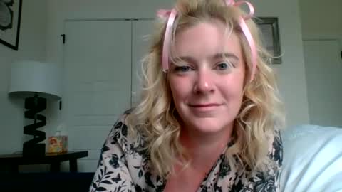 frommarywithlove online show from September 23, 4:23 pm