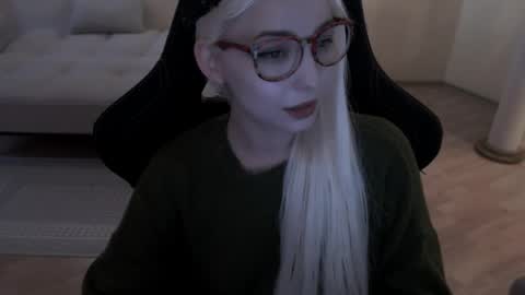 Lilith online show from April 25, 2:47 pm