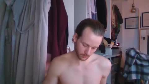 frozenyoga online show from February 25, 4:46 pm