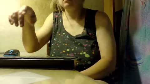 FrumCake online show from June 25, 6:13 pm