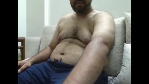 Snapshot of fruti_loops chatting on January 8, 5:59 pm fruti loops  Bull online show from January 8, 5:59 pm
