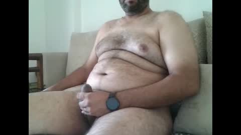 Snapshot of fruti_loops chatting on January 2, 5:35 am fruti loops  Bull online show from January 2, 5:35 am