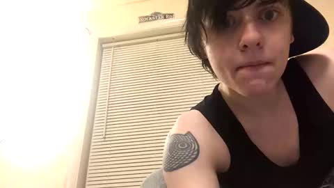 Snapshot of ftmjakeoff chatting on October 13, 6:04 am ftmjakeoff online show from October 13, 6:04 am
