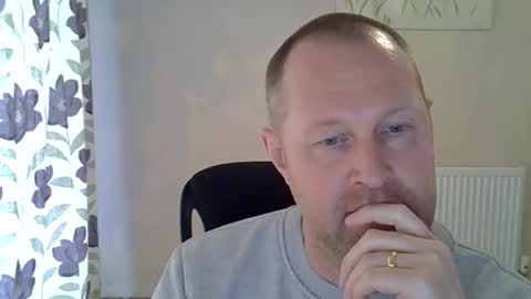 Fuck Buddy UK online show from April 23, 12:51 pm