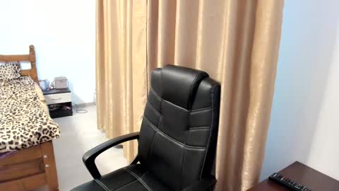 Angelique online show from January 6, 10:57 am