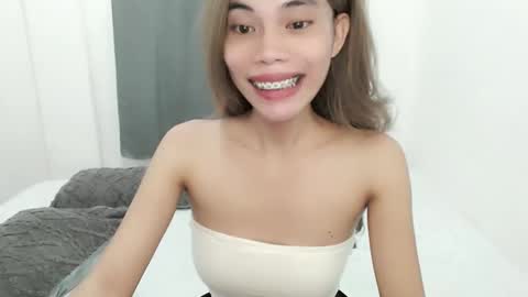 fuckingsexy143 online show from November 1, 12:55 am