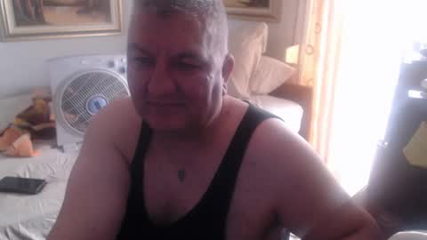 fukingcrazy online show from May 28, 1:31 pm