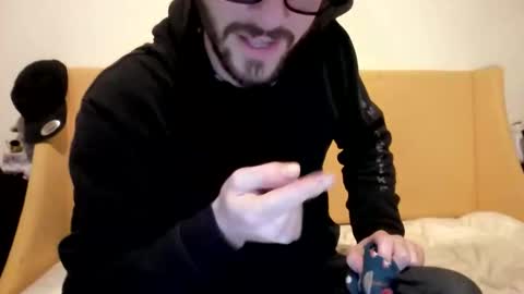 fulcrumya online show from November 11, 10:34 pm