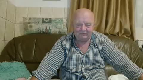 fullballs6 online show from October 3, 2:10 am