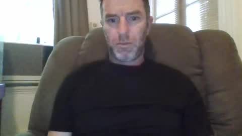 funaussieguy80 online show from April 23, 11:28 pm