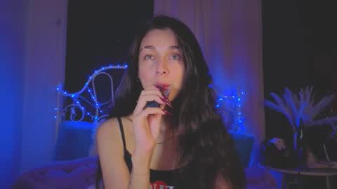 Tiffany online show from September 26, 2:19 am