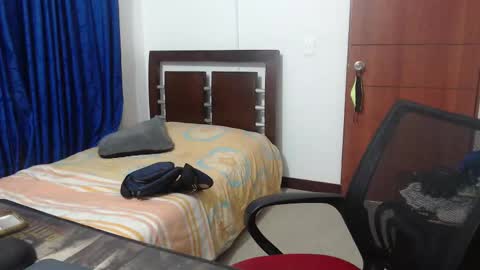 andrew online show from March 2, 1:37 am