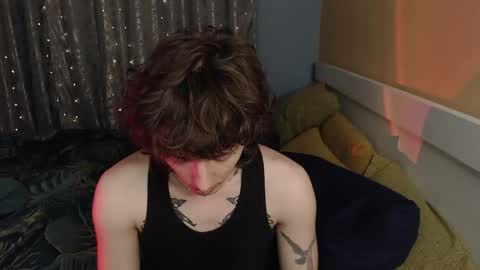 Ian online show from December 15, 3:24 am