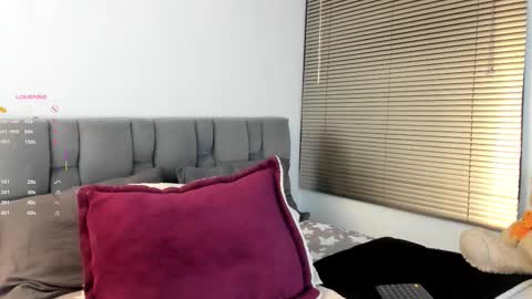 Gabriela  online show from November 30, 1:23 am