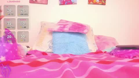 please follow my friendasya zas online show from April 15, 11:05 pm