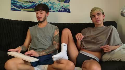 gabriel_and_geronimo online show from April 15, 7:58 pm