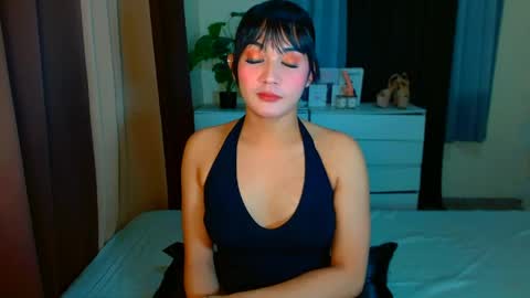 gabriela_deluxe online show from April 12, 9:57 am