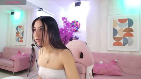 Gabby  online show from April 9, 4:05 am