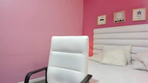 Snapshot of gabriela_salgado chatting on February 13, 10:44 am Gabriela salgado online show from February 13, 10:44 am