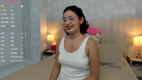 Gabriela Vargas online show from November 9, 4:16 am