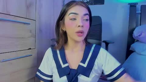 Gabriela Evans MS online show from April 16, 11:07 pm