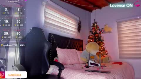 Sara   online show from November 29, 8:16 pm