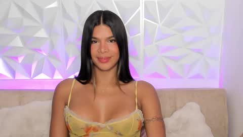 Gabriela  online show from March 17, 1:10 am