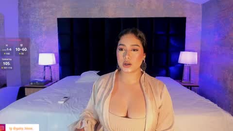 Snapshot of gaby_blaze chatting on February 24, 8:03 pm Gaby Blaze online show from February 24, 8:03 pm