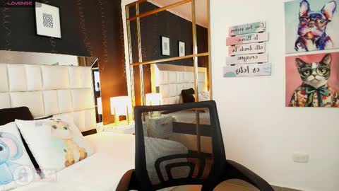 Gaby online show from February 15, 7:01 pm