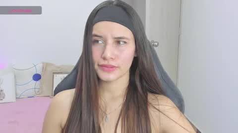 Gabriela online show from February 26, 9:53 pm