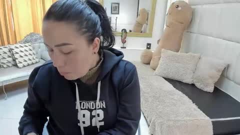 gabriela online show from December 17, 3:08 pm